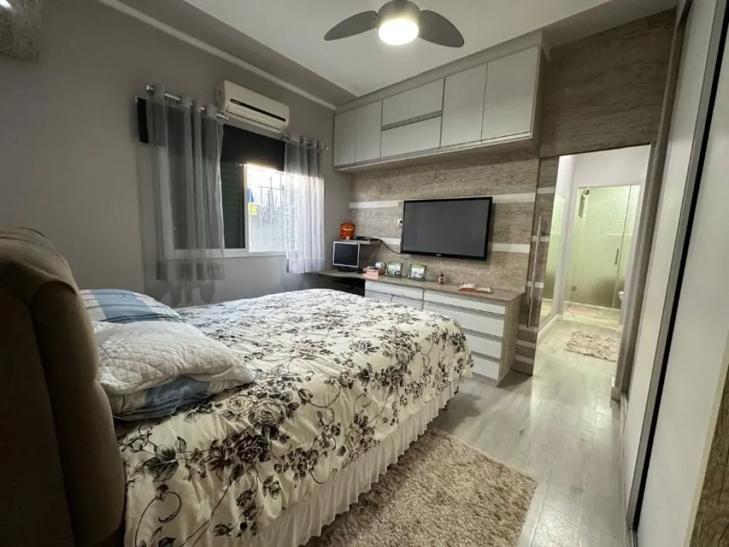 Imagem CASA COM 85,00 m² - MARACANÃ - PRAIA GRANDE SP