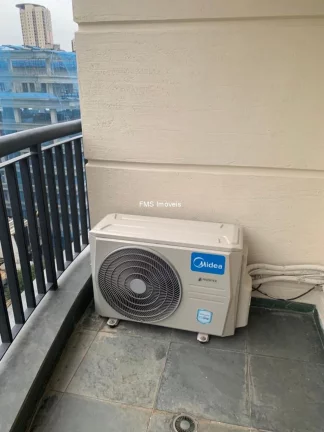 Imagem Apartamento para locação no Itaim Bibi com 3 quartos sendo 1 suíte, 2 banheiros.