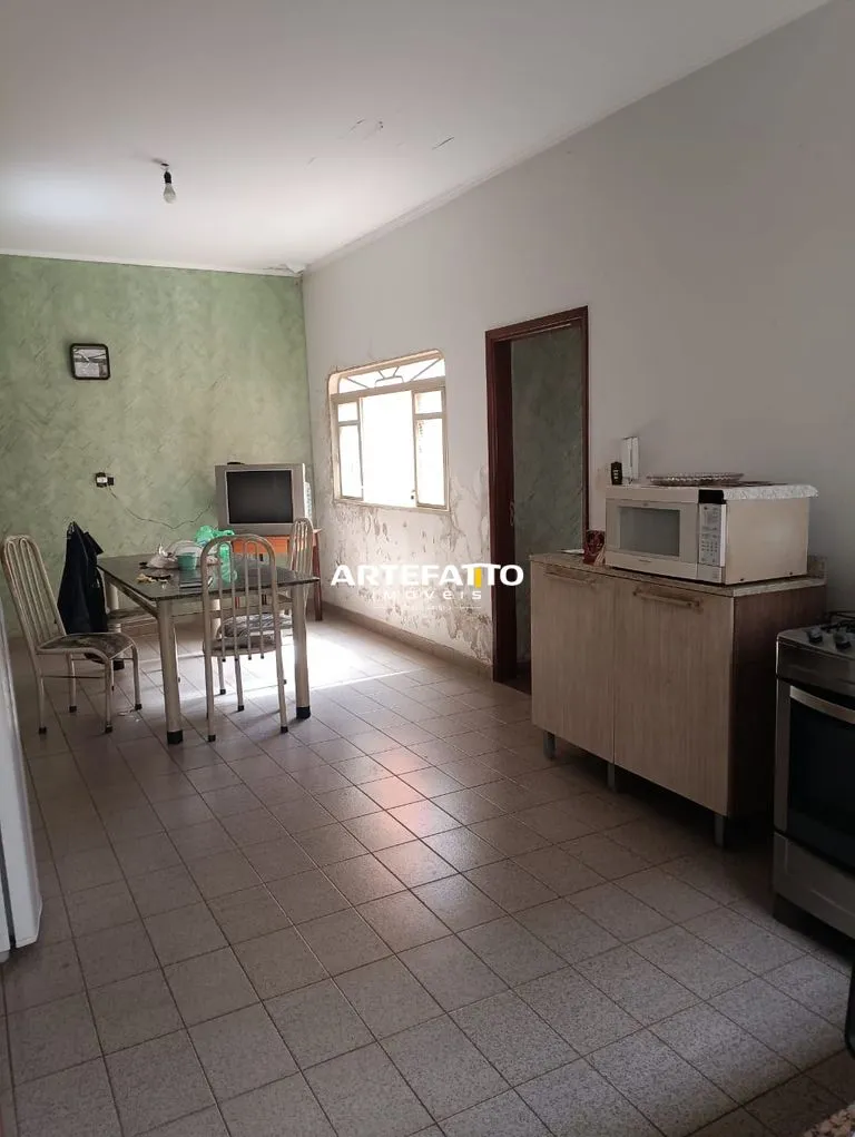 Imagem Casa à venda no Jardim Lima, 3 dorm. sendo um suíte. garagem para 3 carros