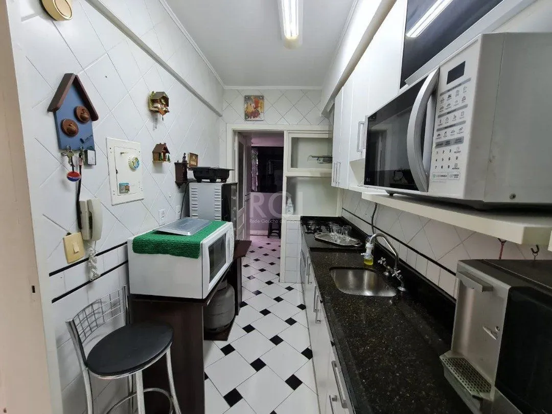 Imagem Apartamento para Venda - 94.67m², 3 dormitórios, sendo 1 suites, 1 vaga - Menino Deus