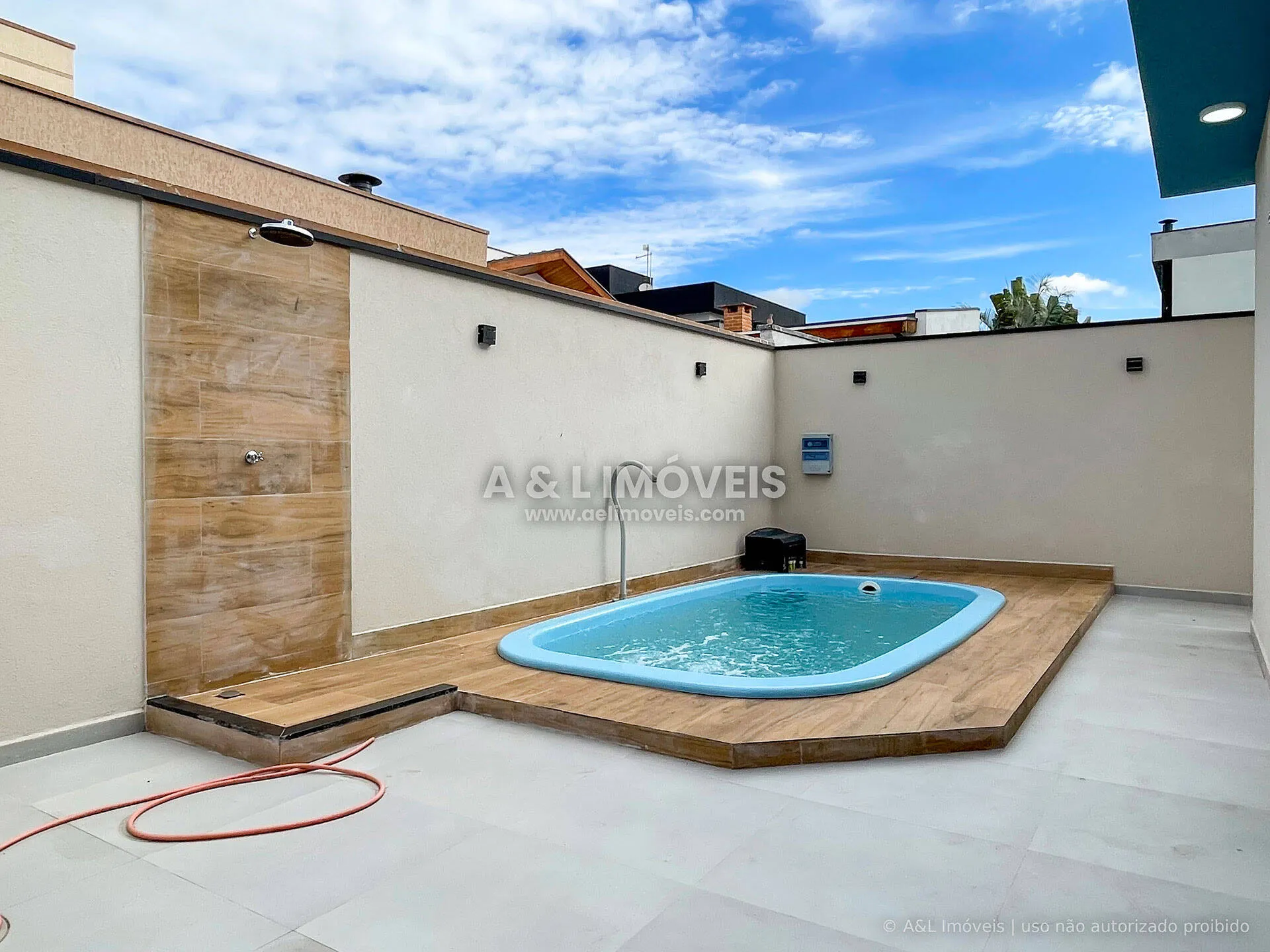 Imagem Casa térrea no Parque São Cristóvão com piscina e 2 suítes