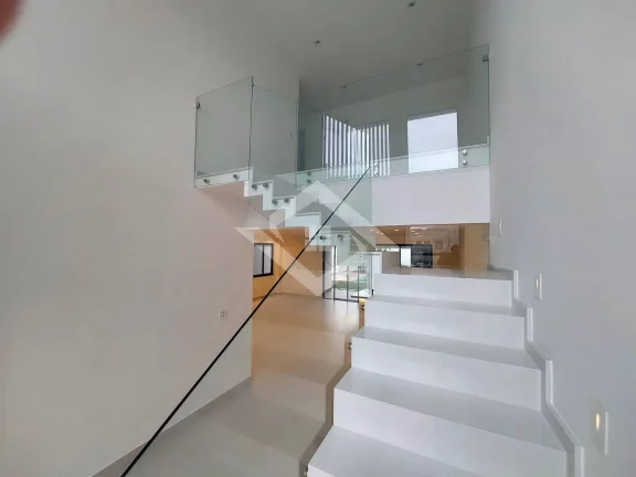 Imagem Casa de 3 suites, área gourmet e piscina, 251 m². Grand Park - Campo Grande