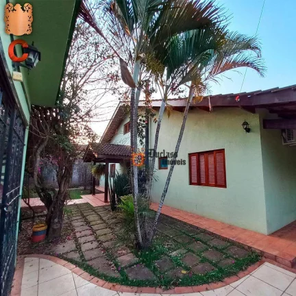 Imagem Chácara com 3 dormitórios à venda, 1100 m² por R$ 2.340.000,00 - Jardim Estância Brasil - Atibaia/SP