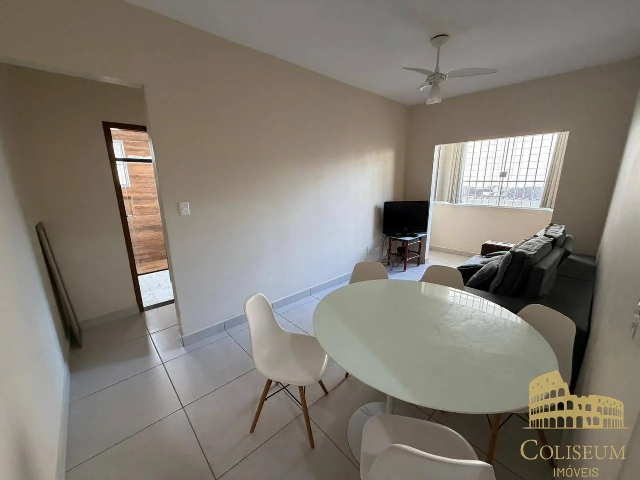 Imagem Apartamento com 1 dormitório à venda, 50 m² por R$ 295.000 - Aviação - Praia Grande/SP