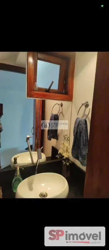 Imagem Sobrado com 2 dormitorios 1 suite 3 vagas , Sacada na Cidade Lider.