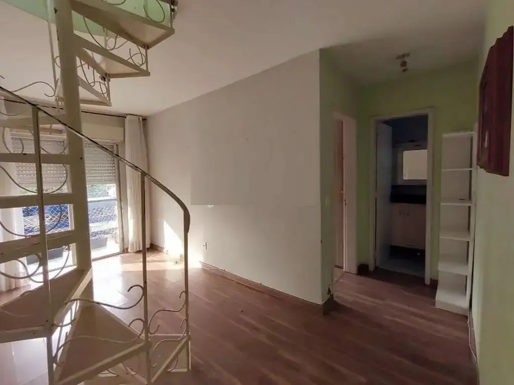 Imagem Apartamento de dois quartos no bairro Rio Branco em Porto Alegre