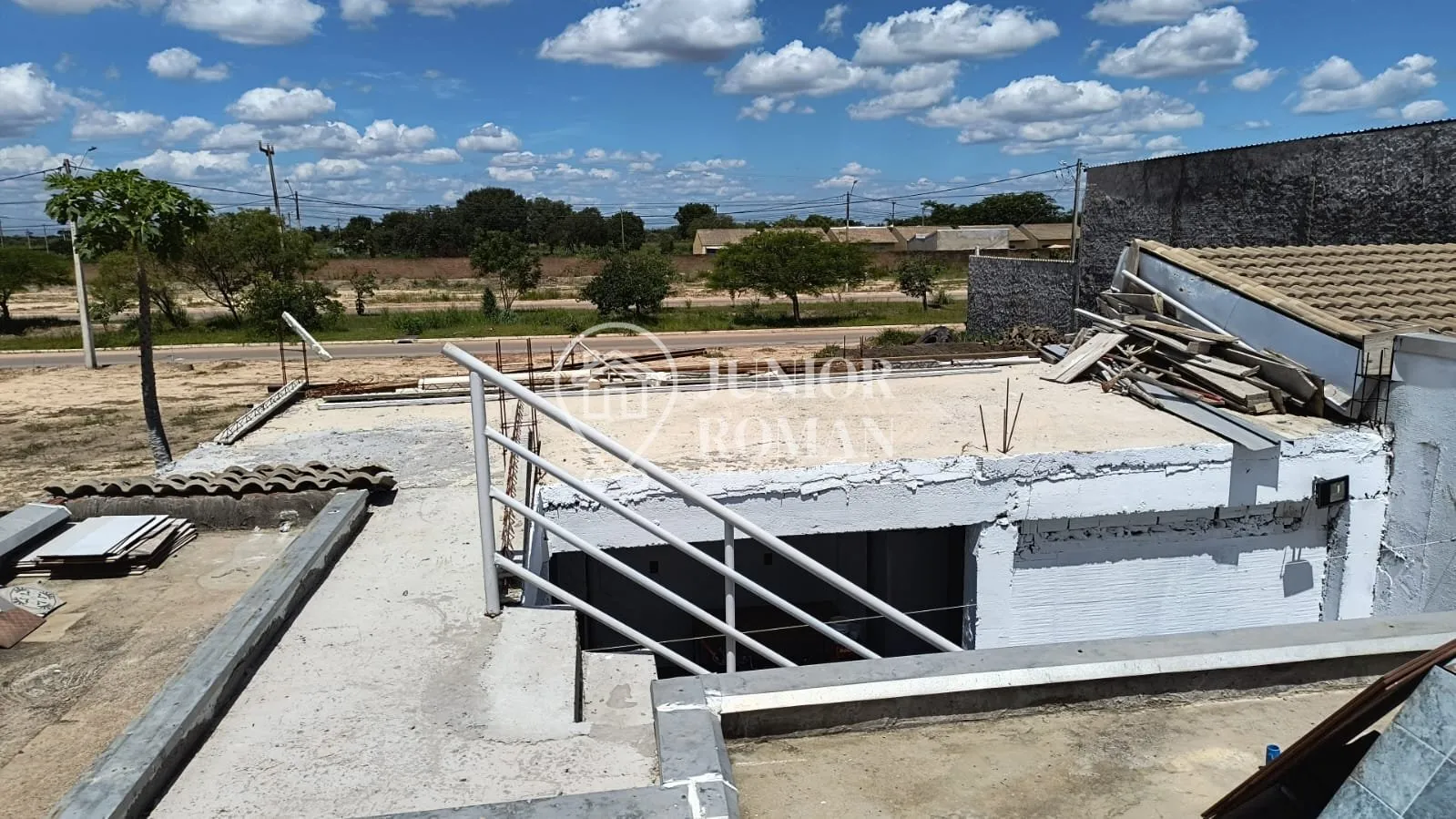 Imagem CASA 3 SUITES EM COND FECHADO - BAIRRO MIMOSO II - LUIS EDUARDO MAGALHÃES