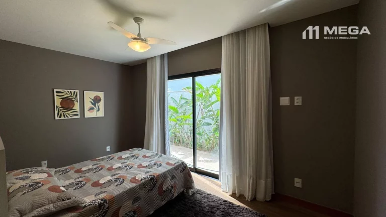 Imagem Casa com 3 dormitórios à venda, 213 m² por R$ 2.450.000,00 - Interlagos - Vila Velha/ES