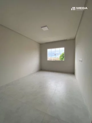 Imagem Excelente casa duplex Santos dumont