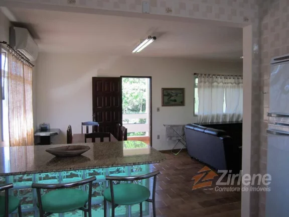 Imagem Casa Próximo a Praia da Cerca e Praia do Morro, Escriturada.