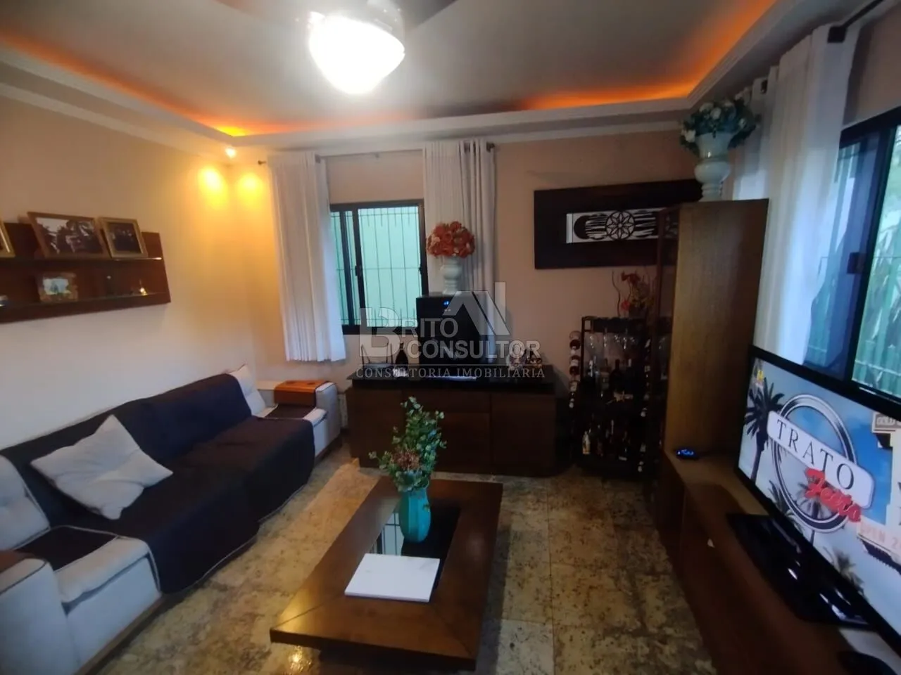 Imagem Casa Duplex com 3 Quartos à Venda no Mutondo 200 m² | 3 Suites | Energia Solar | Vaga - São Gonçalo/RJ.