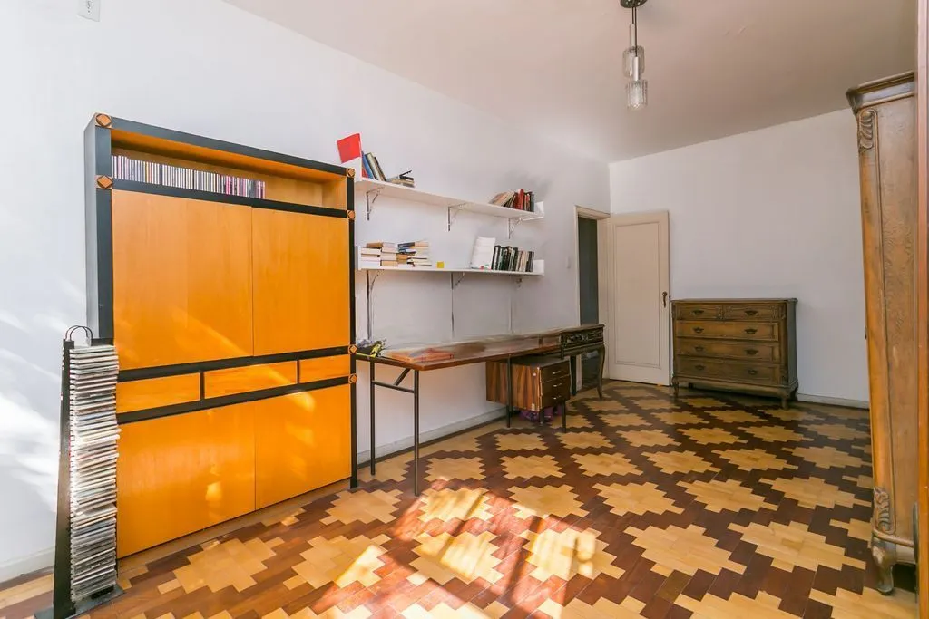 Imagem Casa 4 dorms à venda Rua Sinimbú, Petrópolis - Porto Alegre