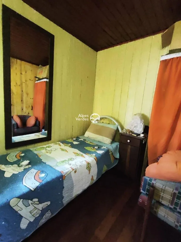 Imagem Vende-se casa 3 dormitorios 5 minutos da Catedral de Pedra