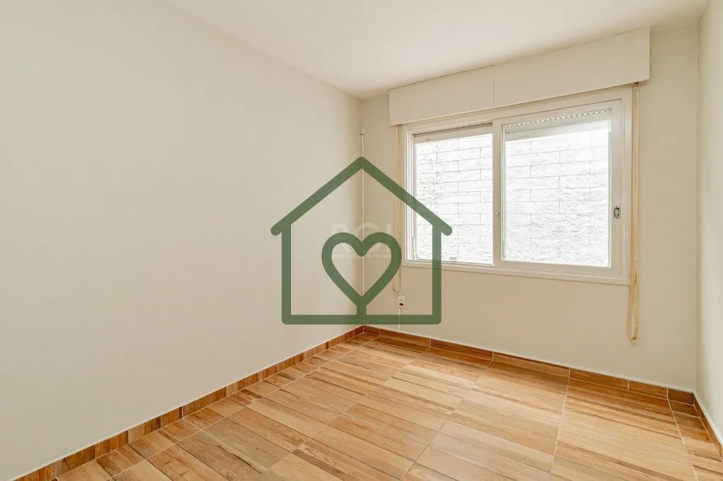 Imagem Apartamento localizado no bairro Vila Ipiranga, térreo. Imóvel com 2 dormitórios, sala de estar/j...
