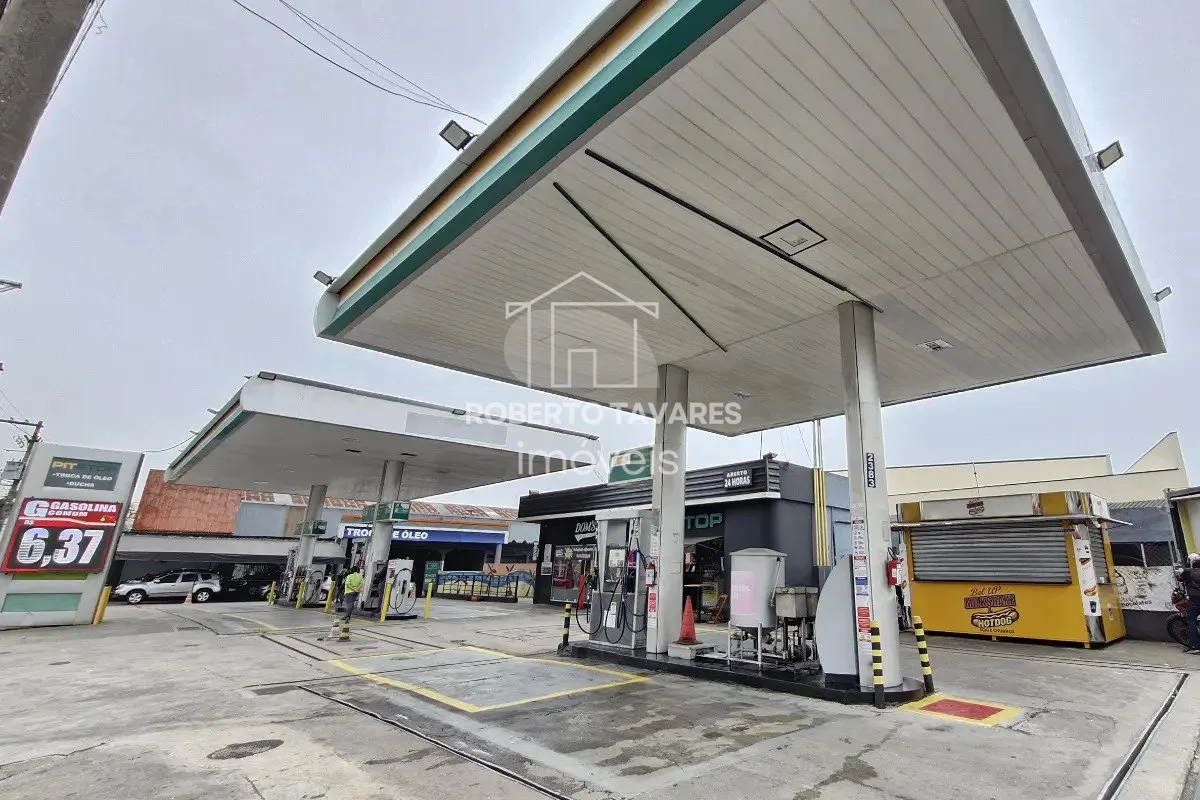 Imagem Oportunidade para construtores e investidores!!! 2.629m² - Esquina - Testada de 73m!