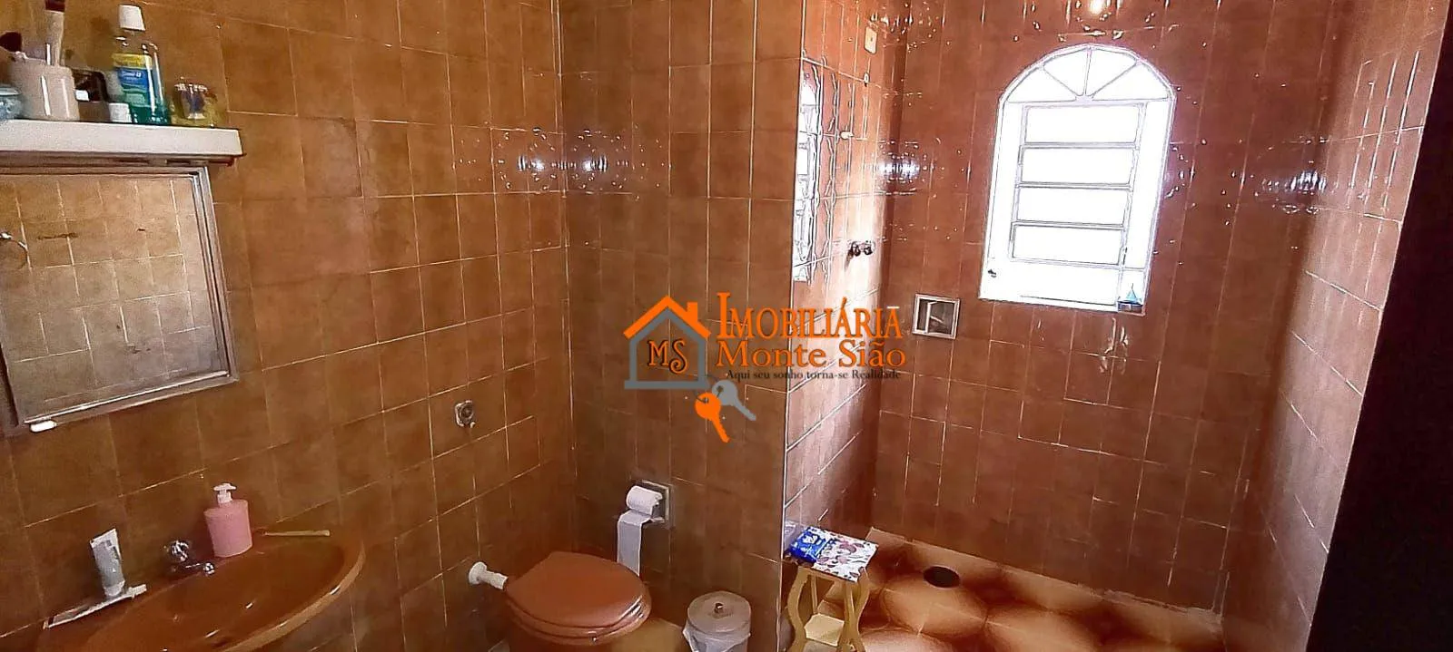 Imagem Sobrado com 4 dormitórios à venda, 350 m² por R$ 950.000,00 - Vila Augusta - Guarulhos/SP