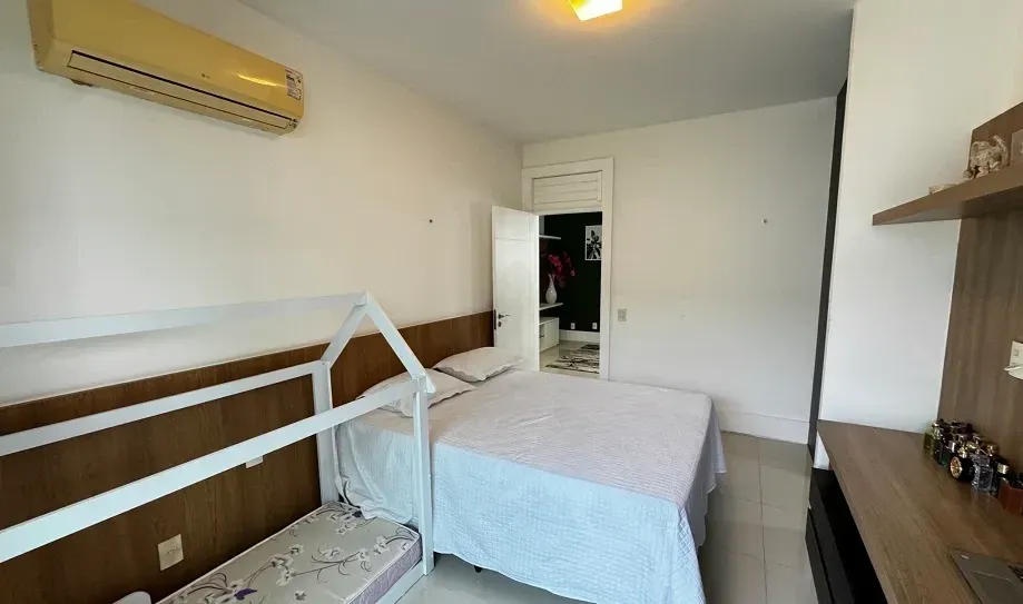 Imagem Casa de Condomínio com 5 Quartos à Venda, 488 m² em Cararu - Eusébio