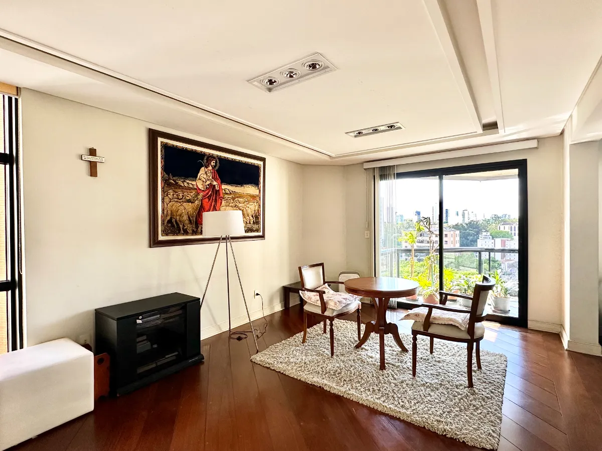 Foto do imóvel Apartamento para venda e locação em Aclimação com 3 quartos, sendo 2 suítes, 226m2