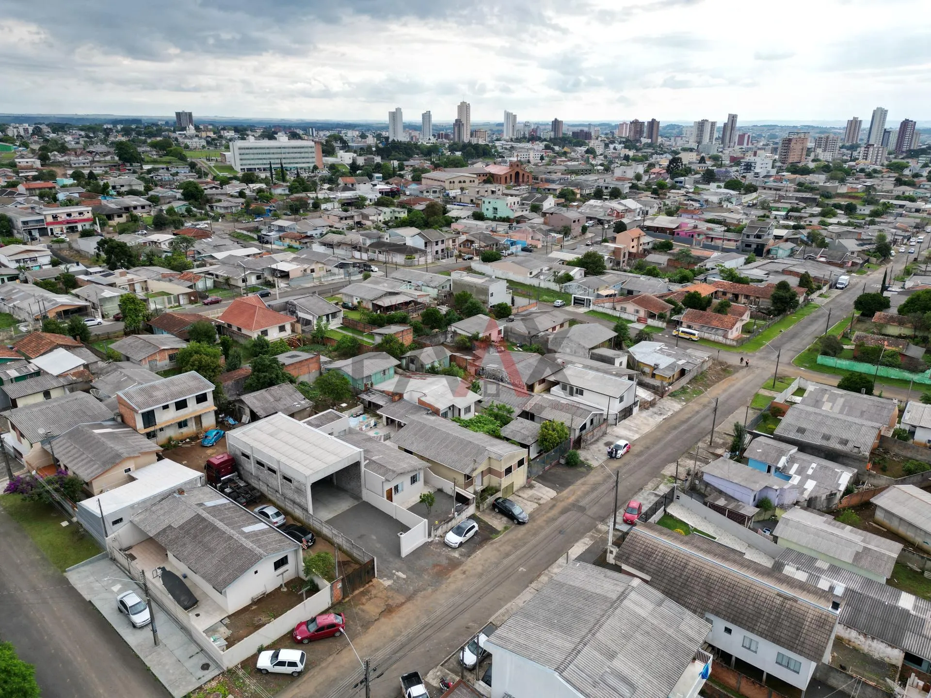 Imagem Barracão na SANTANA próximo Paróquia da Sant Ana GUARAPUAVA - PR