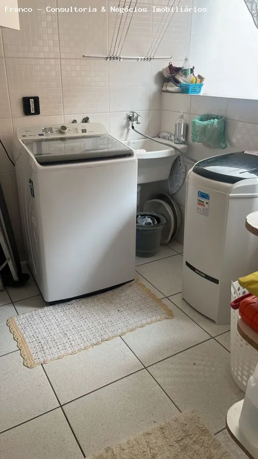 Imagem Sobrado para Venda em São Bernardo do Campo, Nova Petropolis, 3 dormitórios, 1 suíte, 3 banheiros, 2 vagas