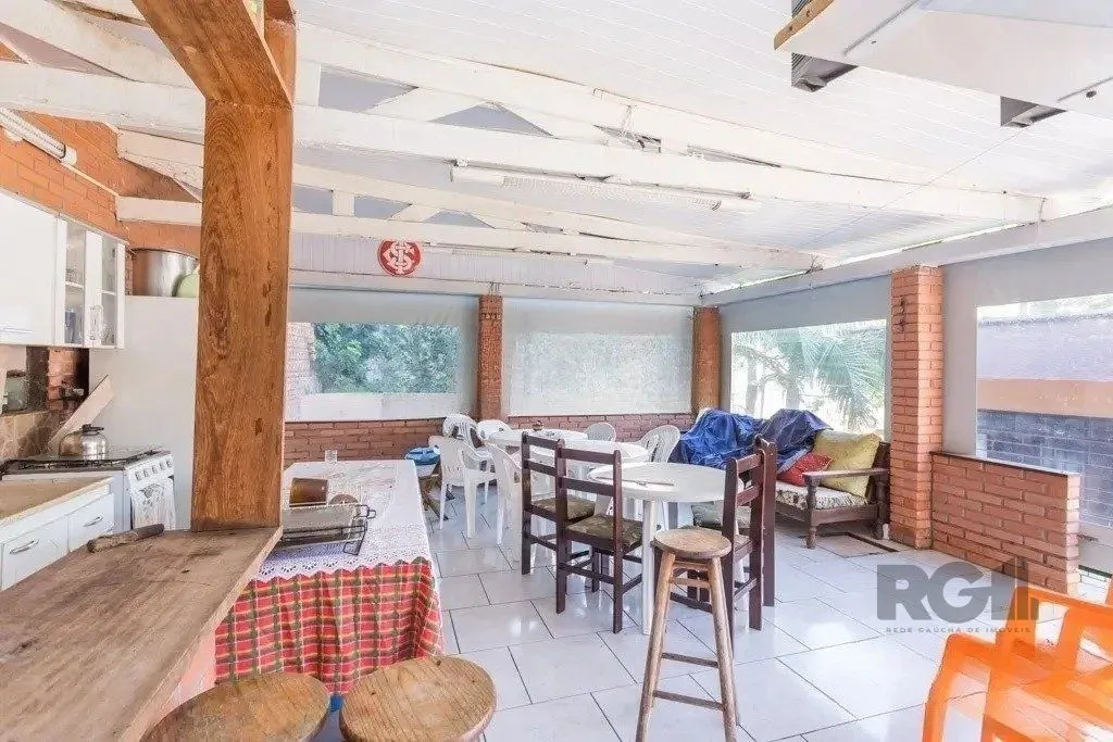 Imagem Casa de 3 dormitórios no bairro Jardim Carvalho