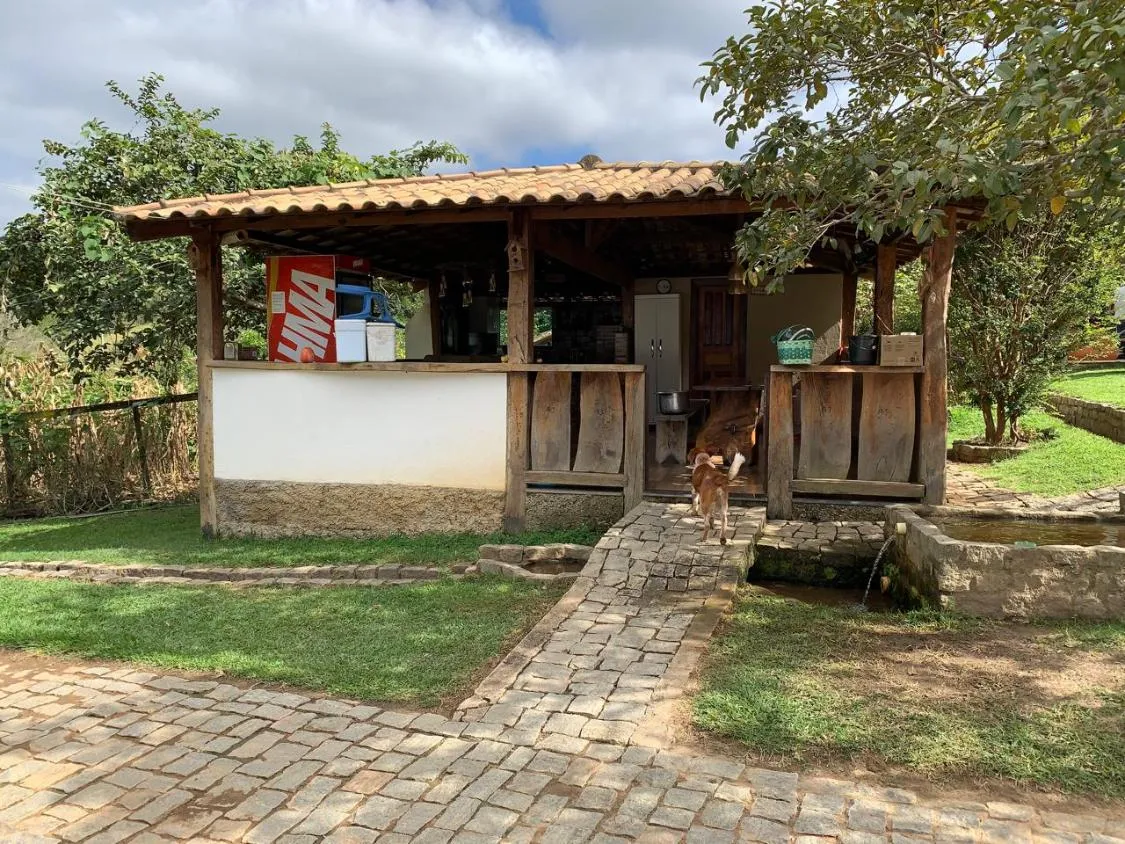 Imagem Vendo uma fazenda de 138 hectares em Passatempo/MG,