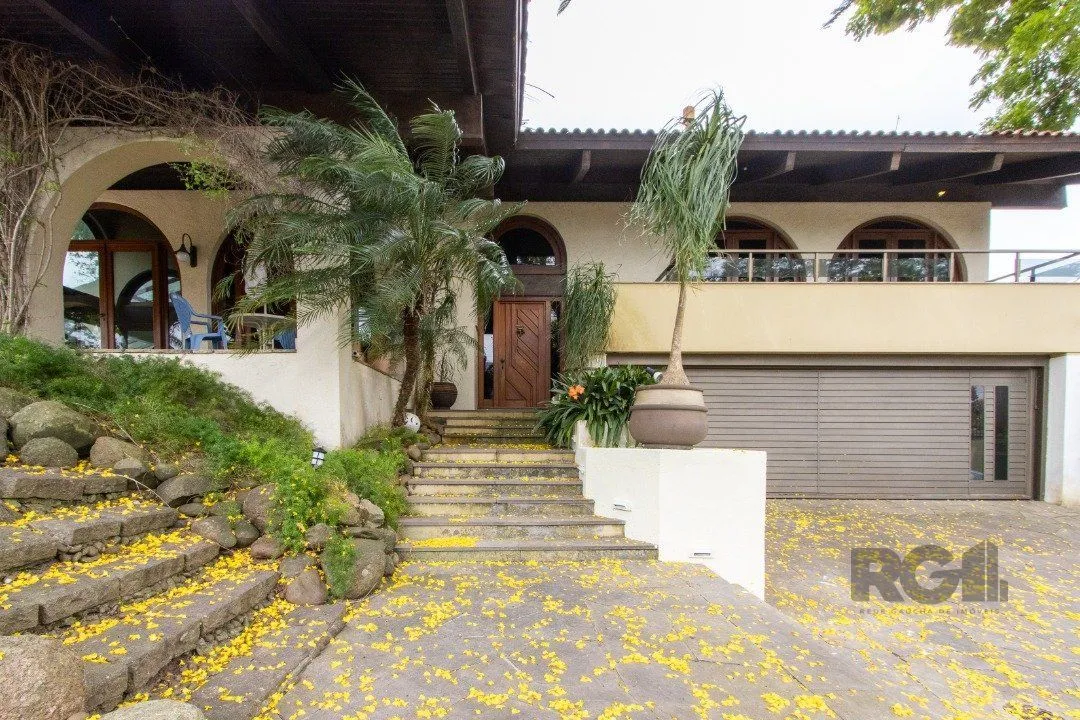Imagem Casa para Venda - 645m², 4 dormitórios, sendo 4 suites, 11 vagas - Tristeza