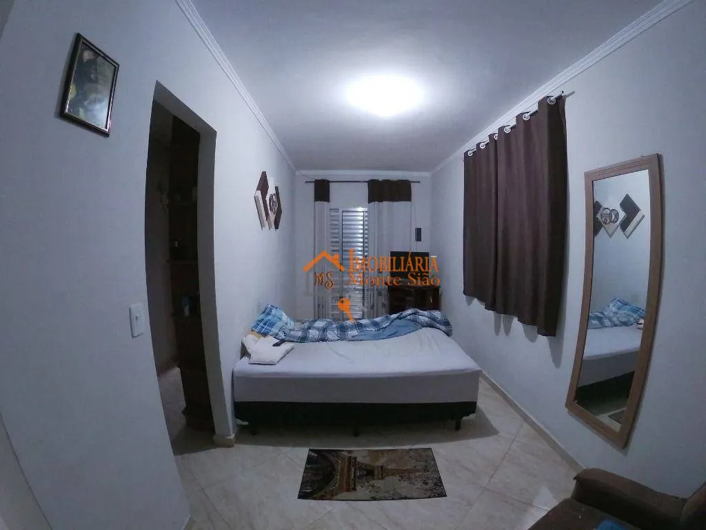 Imagem Sobrado com 3 dormitórios à venda, 224 m² por R$ 690.000,00 - Parque Flamengo - Guarulhos/SP