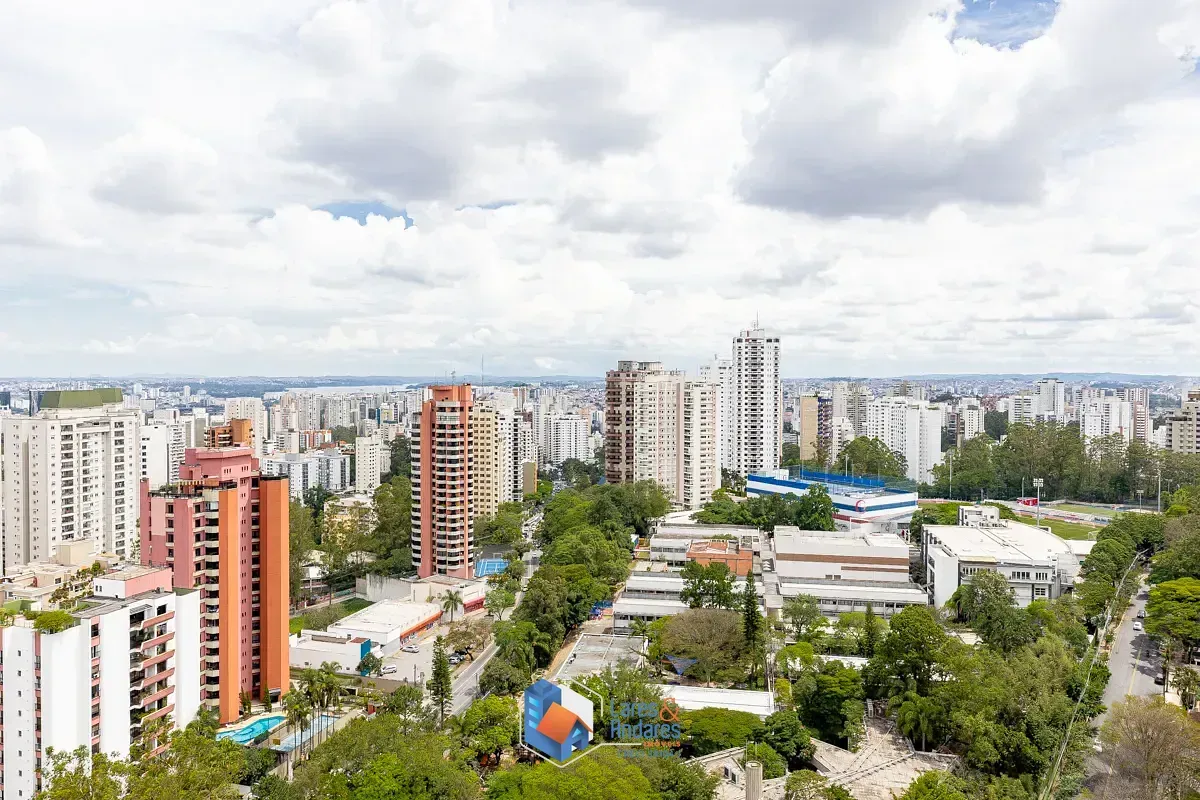 Imagem Triplex para venda em Vila Suzana com 4 quartos, sendo 4 suítes, 347m²