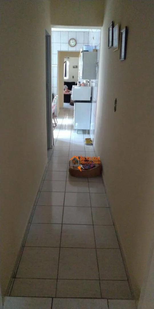 Imagem Casa com 2 dormitórios à venda, 200 m² por R$ 350.000,00 - Cidade Soberana - Guarulhos/SP