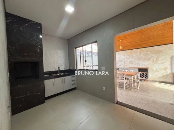 Imagem Casa à venda no bairro Três Poderes - Igarapé/MG.