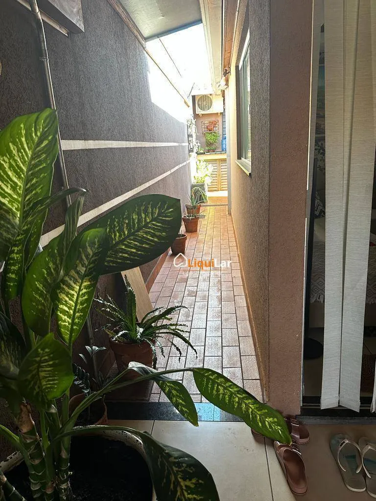 Imagem Casa com 4 Suítes, Piscina e Imóvel Regularizado para Financiamento
