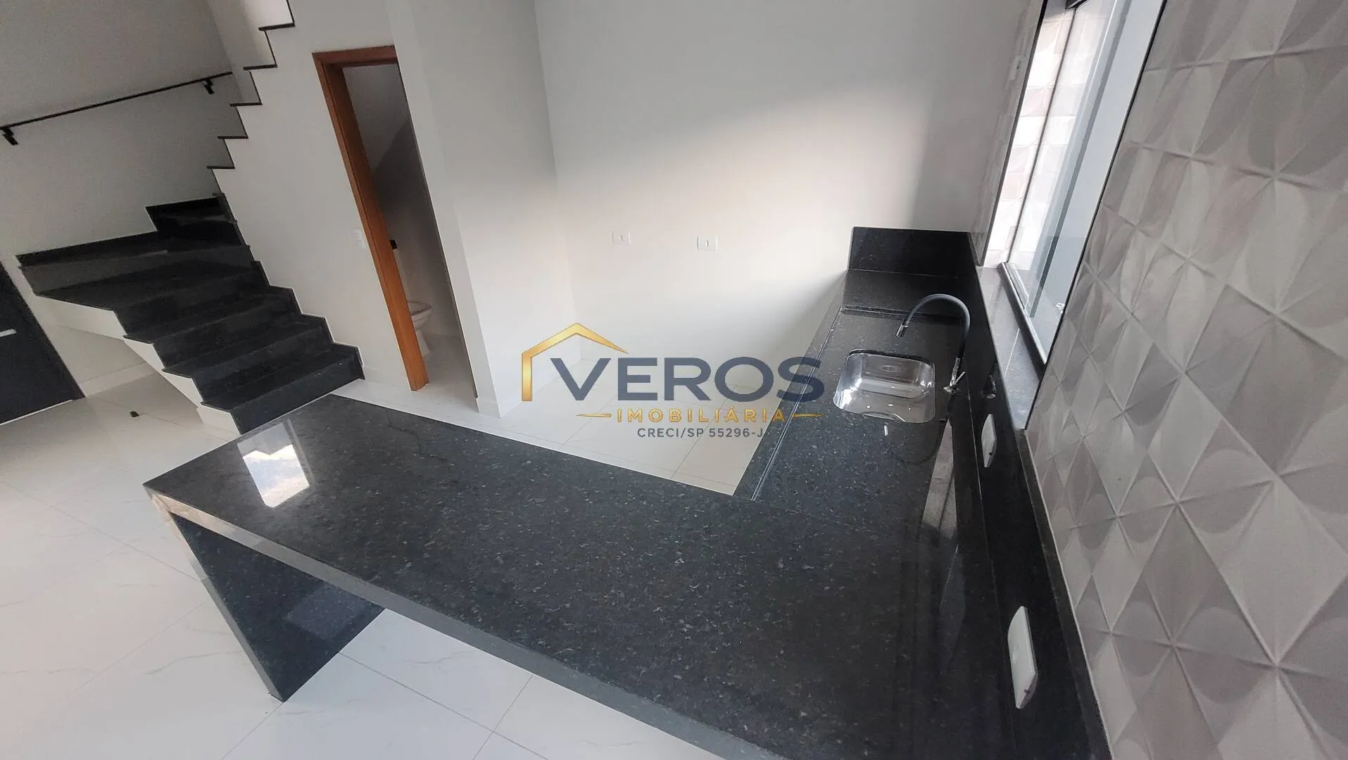 Imagem Casa de Condomínio I Bairro Capricórnio I 2 dormitórios