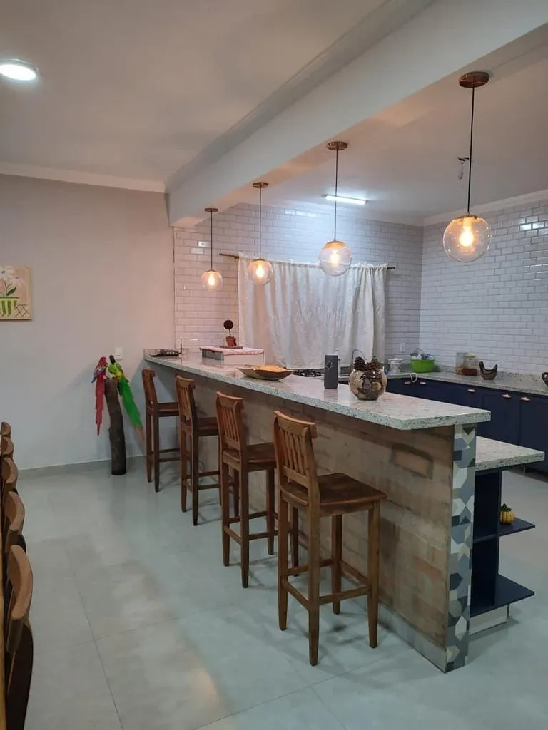 Imagem Casa à venda 3 Quartos, 1 Suite, 5 Vagas, 24200M², Abaete, Taubaté - SP