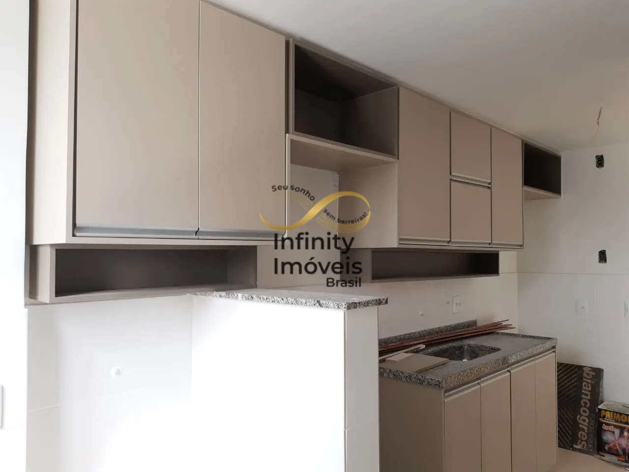 Imagem EDIFÍCIO MANHATAN FLORESTA - Apartamento à venda no bairro Floresta - Belo Horizonte/MG