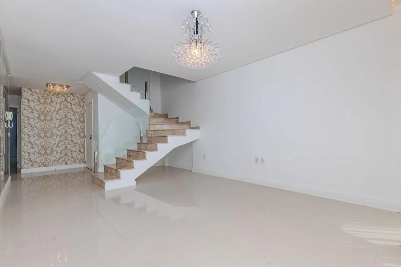 Imagem Apartamento com vista para o mar à venda com 270m2 por R$ 4.900.000,00