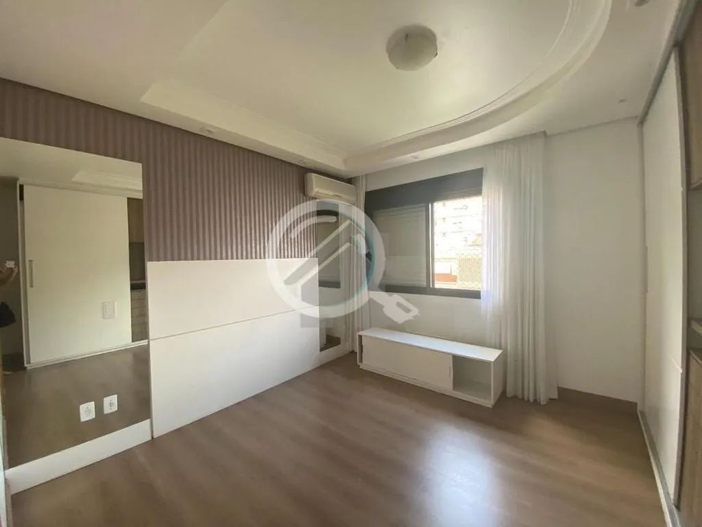 Imagem Apartamento 115 m² de área útil, 3 dormitórios sendo um com suíte, localizado no bairro Mont. S...