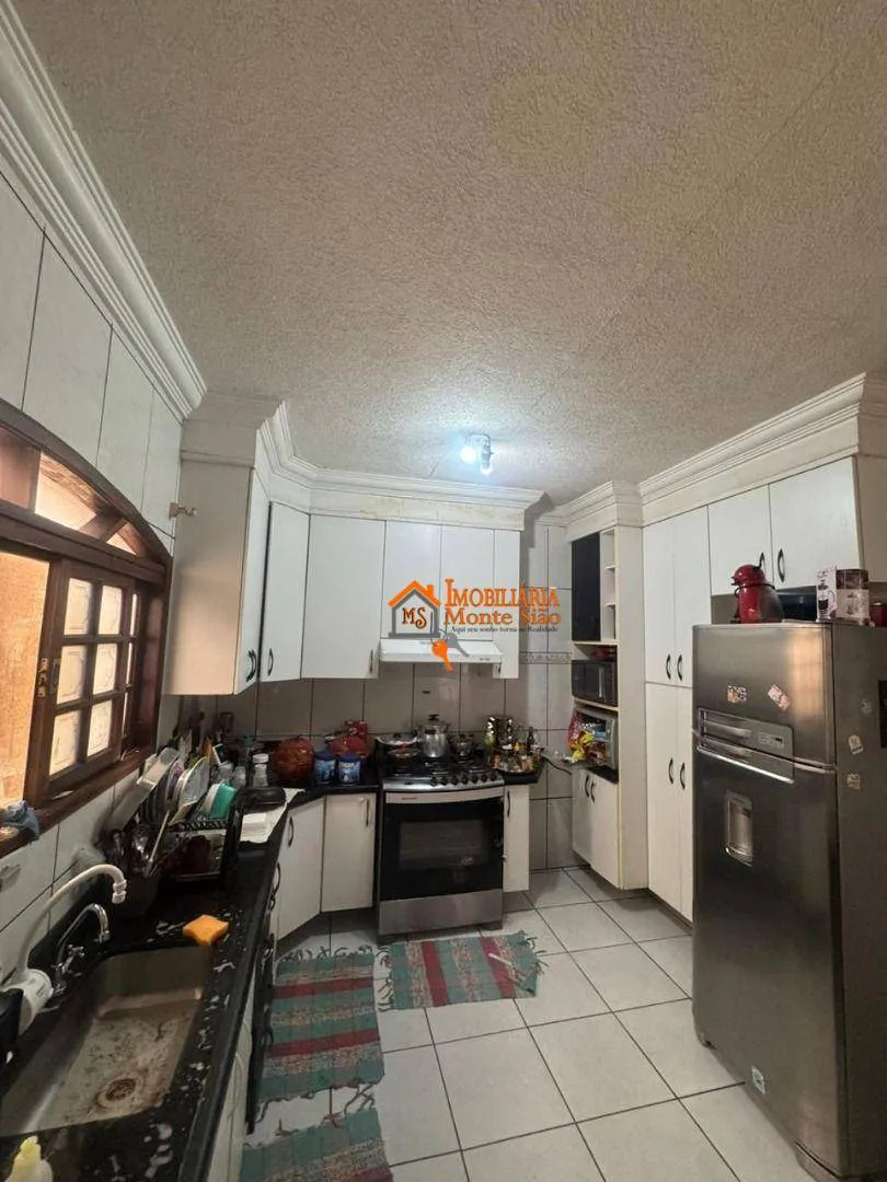 Imagem Casa com 3 dormitórios à venda, 270 m² por R$ 720.000,00 - Jardim Jovaia - Guarulhos/SP