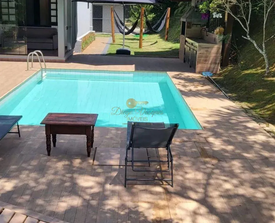 Imagem Casa em Condomínio para Venda em Teresópolis / RJ no bairro Green Valley