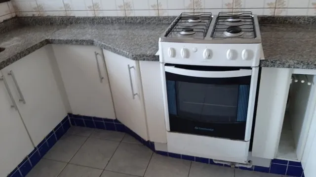 Imagem Barracão e casa já alugados, vendo, aceito permuta ou financio .