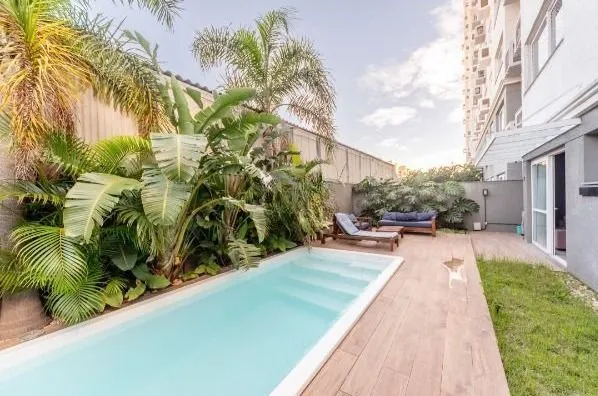Imagem Garden com piscina privativa à venda no bairro Glória, com 146m² privativos, 2 dormitórios sendo 1 suíte, 1 vaga de garagem.