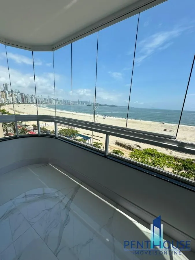 Imagem Apartamento Frente Mar para Venda em Balneário Camboriú, CENTRO, 4 dormitórios, 2 suítes, 4 banheiros, 1 vaga