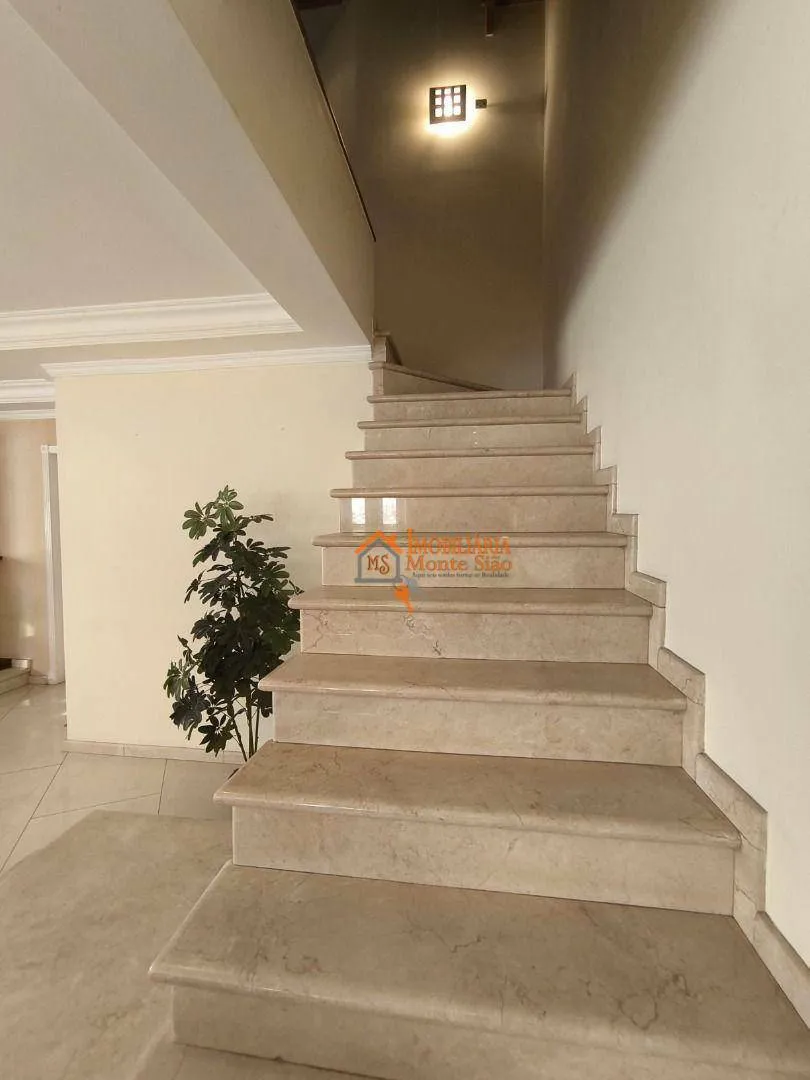 Imagem Sobrado com 3 dormitórios à venda, 450 m² por R$ 2.800.000,00 - Jardim Maia - Guarulhos/SP