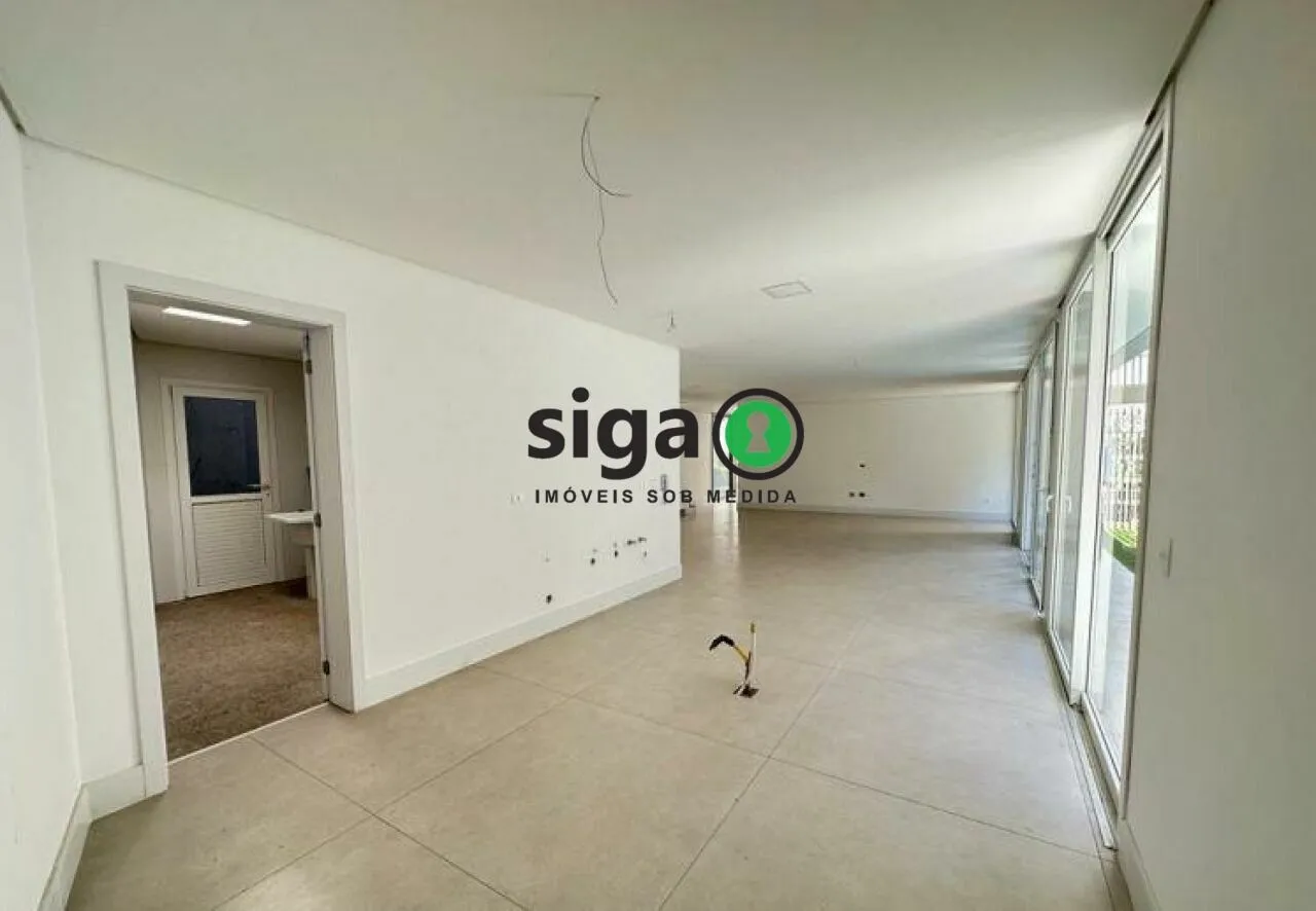 Imagem Casa em Condomínio Fechado à venda no Alto da Boa Vista com 3 Suítes e 3 Vagas - São Paulo