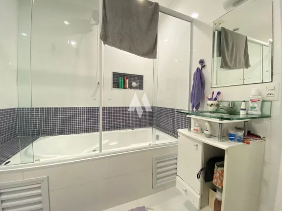 Imagem Casa Sobreposta alta à venda com 4 suítes com piscina no bairro Aparecida em Santos/SP