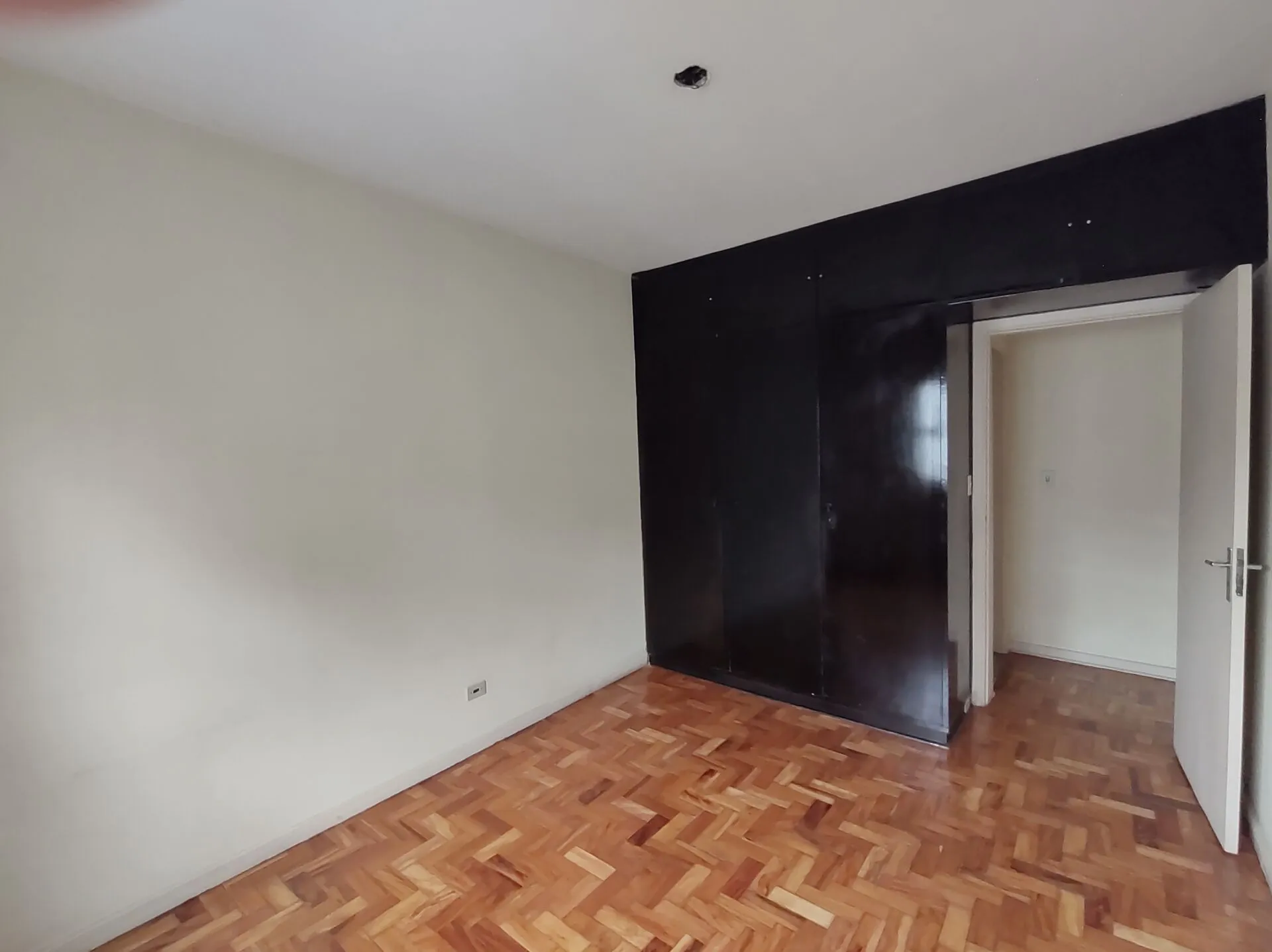 Imagem Apartamento em Perdizes, 69 m2, 2 Dormitórios 2 banheiros, área de serviço com quarto de serviço, 1 Vaga de Garagem. Próxima a futura Estação Metrô Perdizes.
