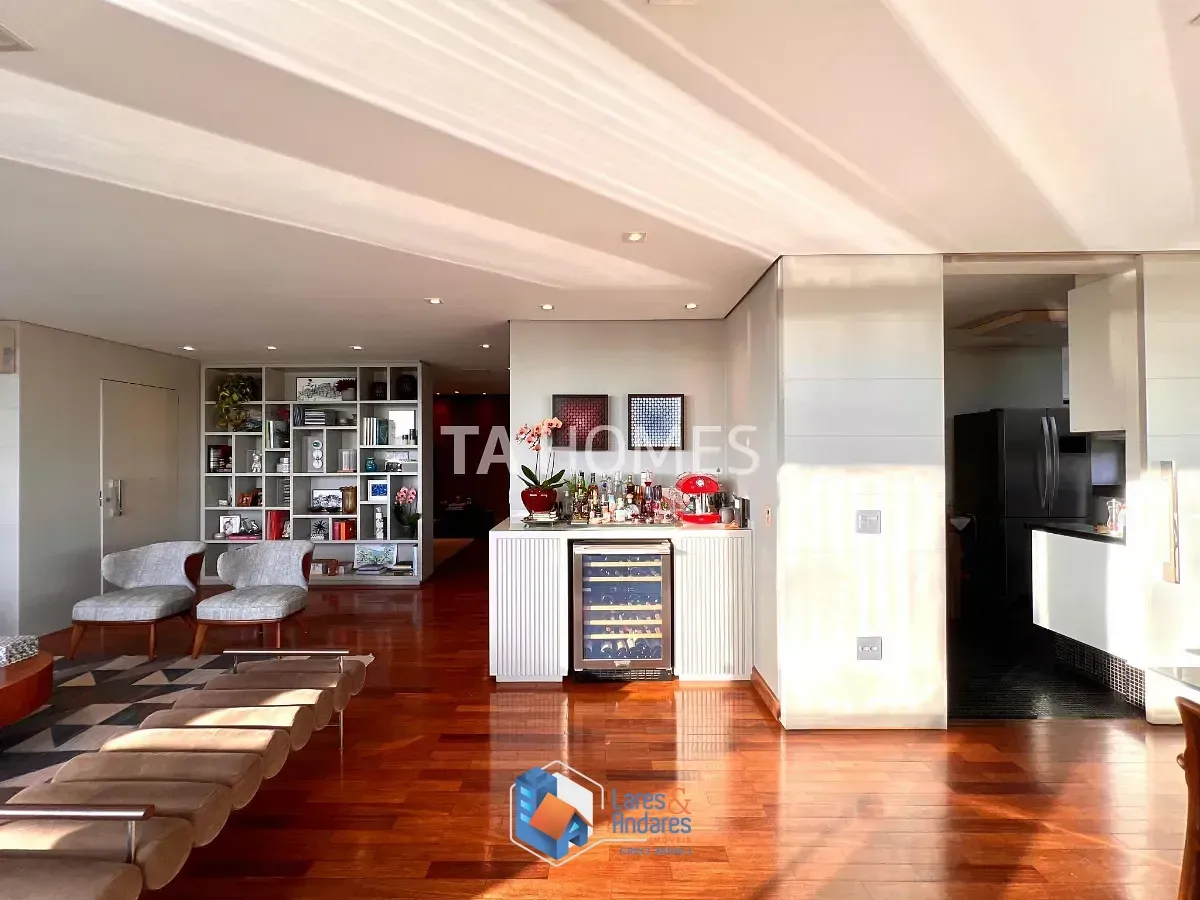 Imagem Apartamento para venda em Jardim Paulistano com 3 quartos, sendo 1 suíte, 191m²