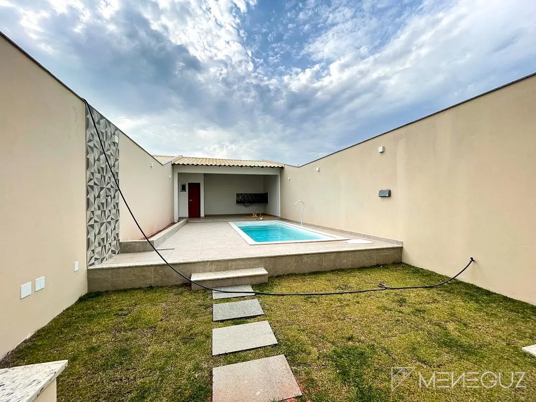 Imagem Casa a venda em Guarapari na Praia do Morro, com 3 quartos e lazer