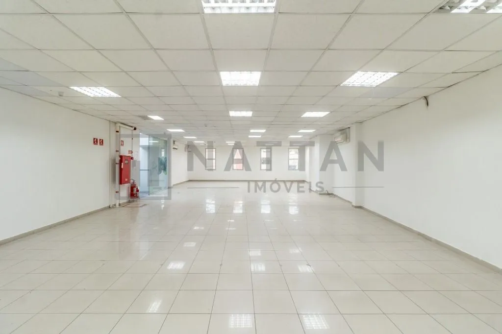 Imagem Imóvel comercial à venda no Carrão, com 1.332 m² e 23 salas envidraçadas