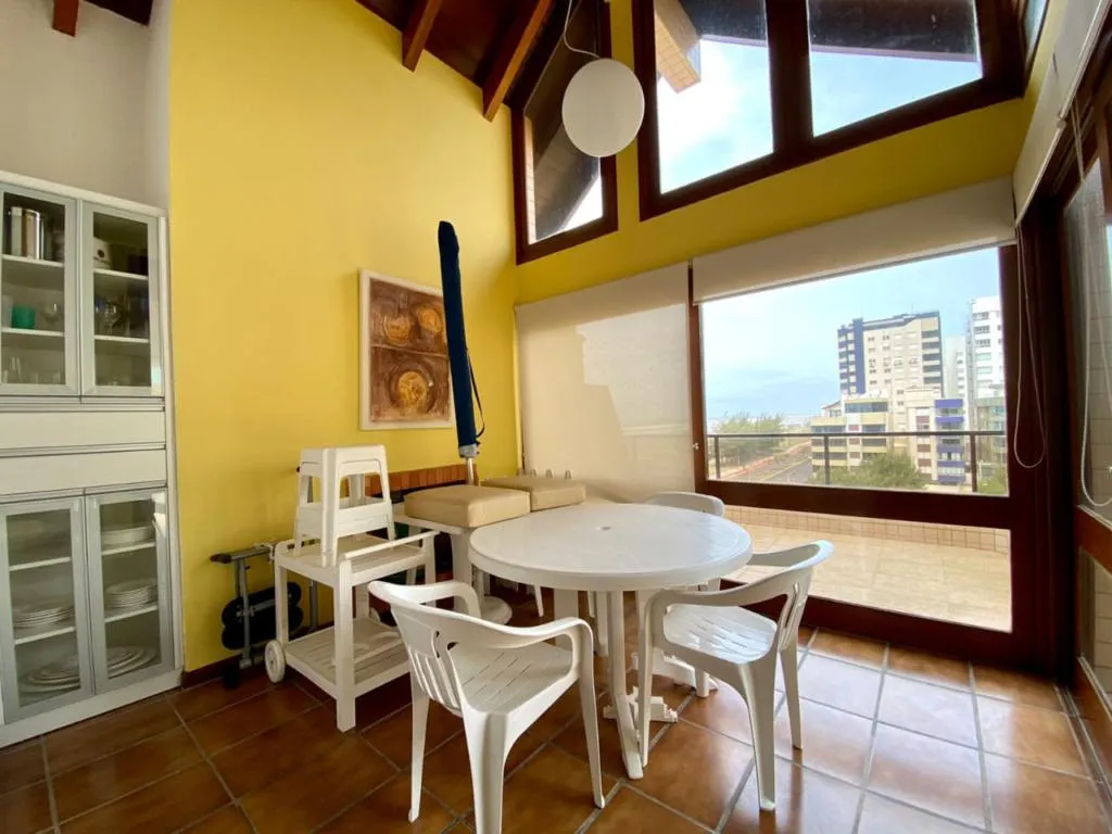 Imagem Apartamento 3Dormitórios dependência - Bairro Centro